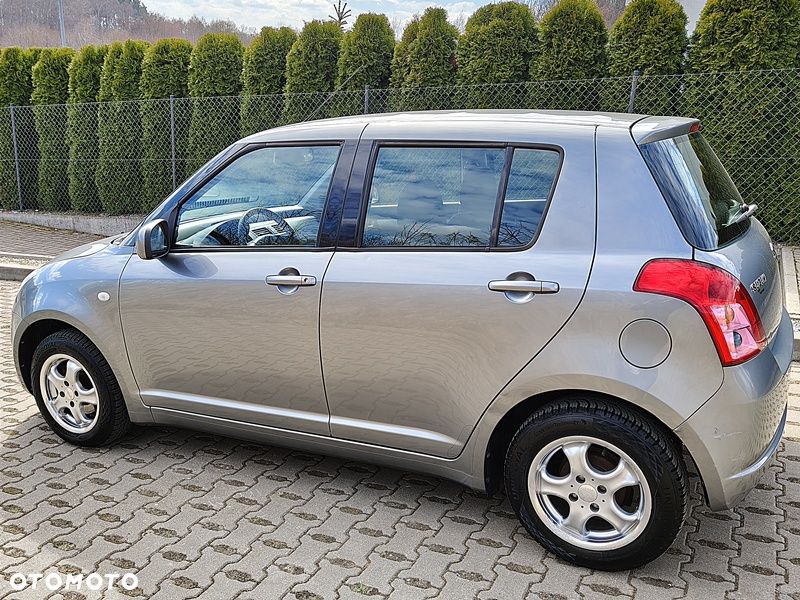 Suzuki Swift 1.3 Comfort - 26