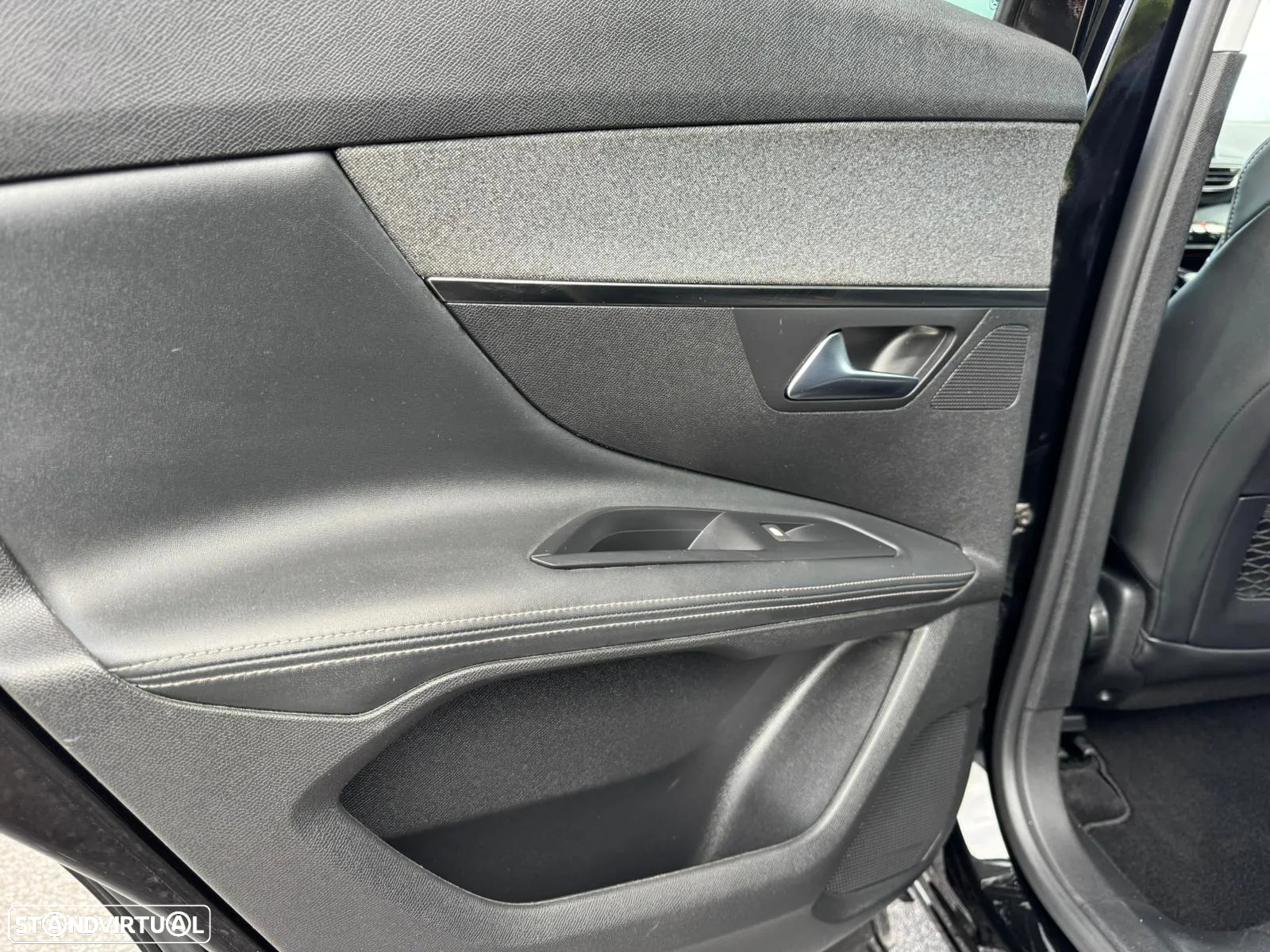 Peugeot 3008 1.5 BlueHDi GT Line EAT8 - 25