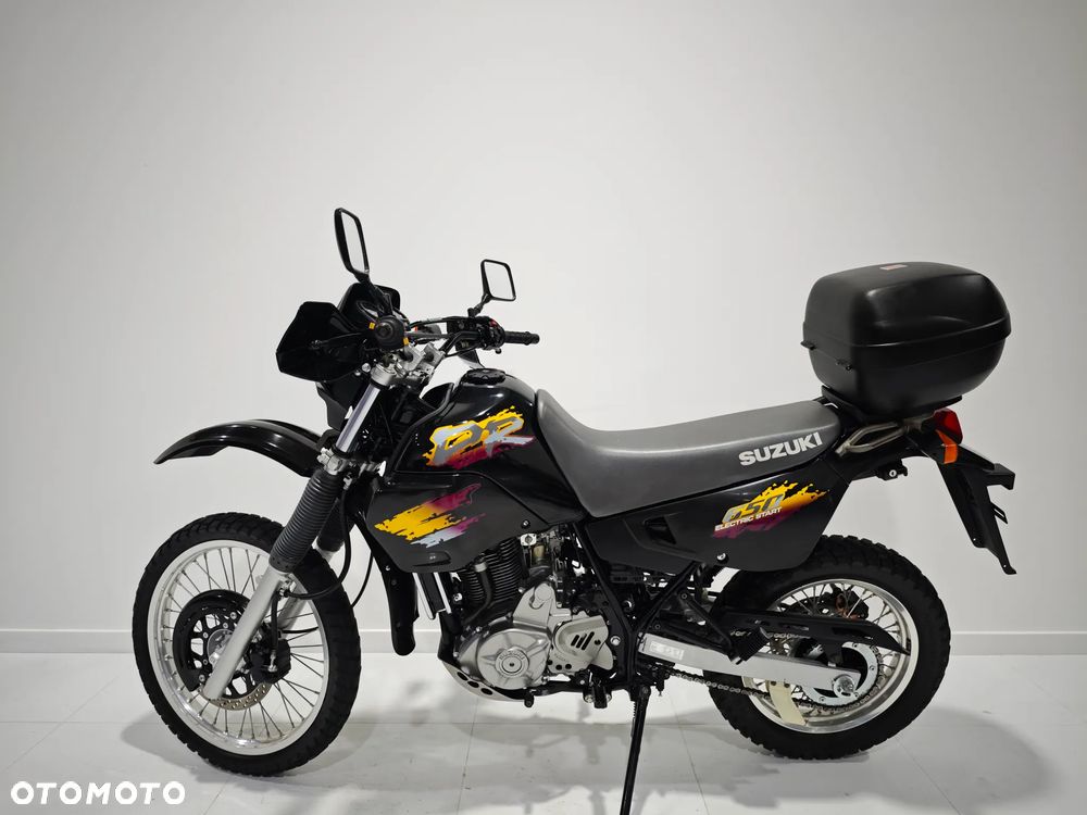 Suzuki DR - 4