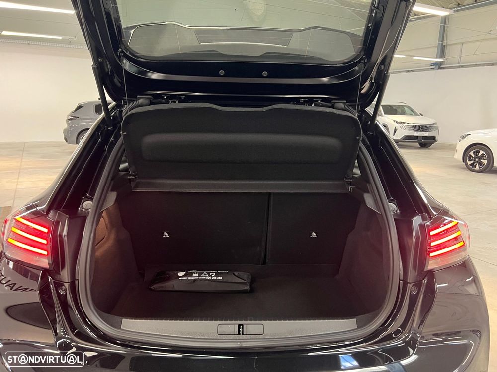 Peugeot 208 1.2 Hybrid Allure e-DCS6 - 11