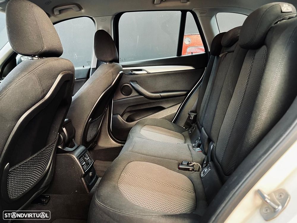 BMW X1 16 d sDrive Advantage - 44