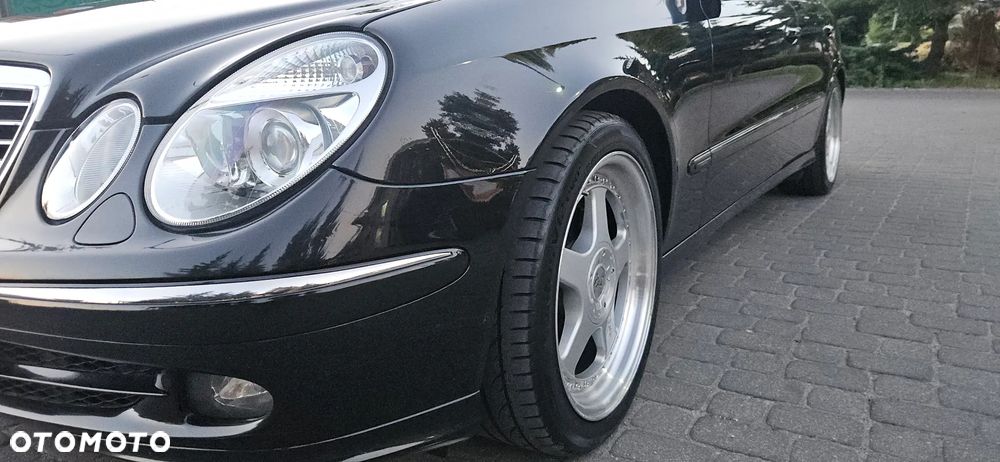 Mercedes-Benz Klasa E - 21