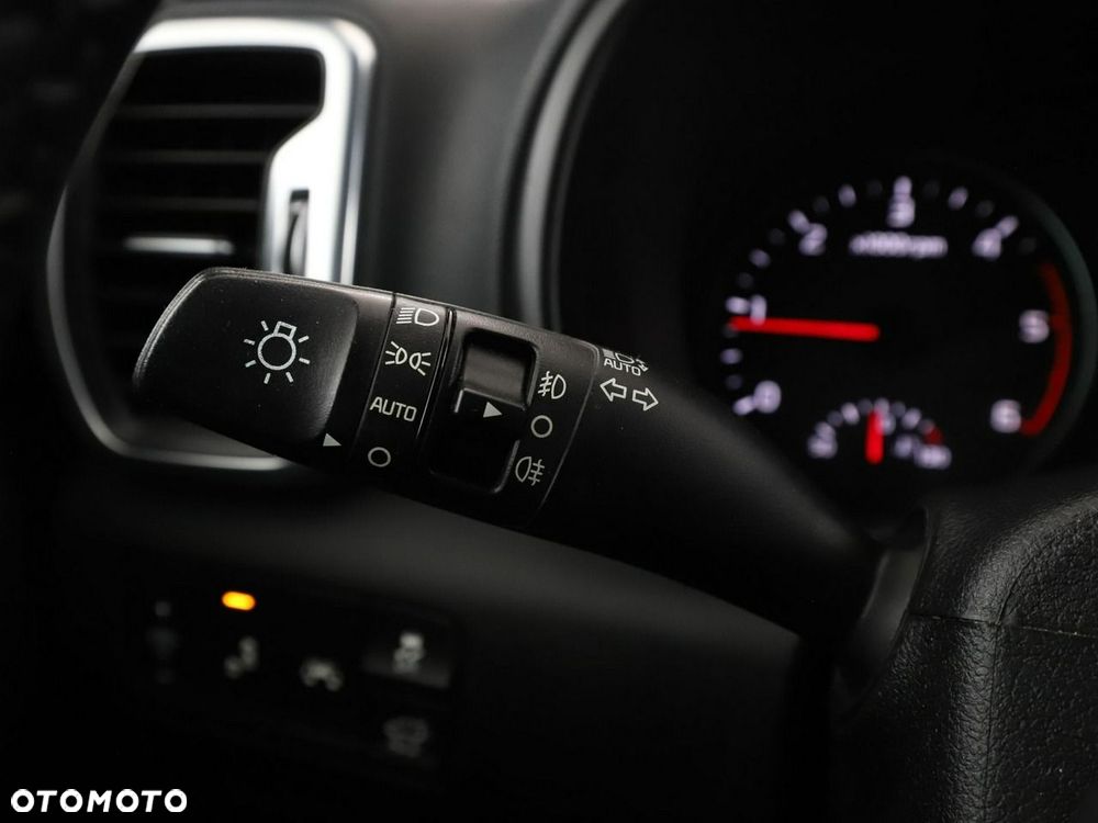 Kia Sportage 2,0 CRDI AWD GT Line - 35