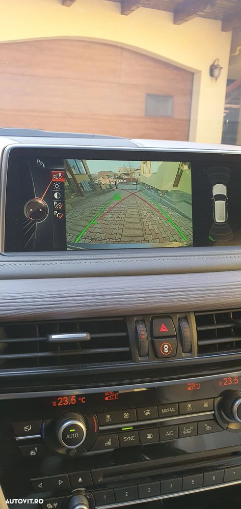 BMW X5 M M50d - 25