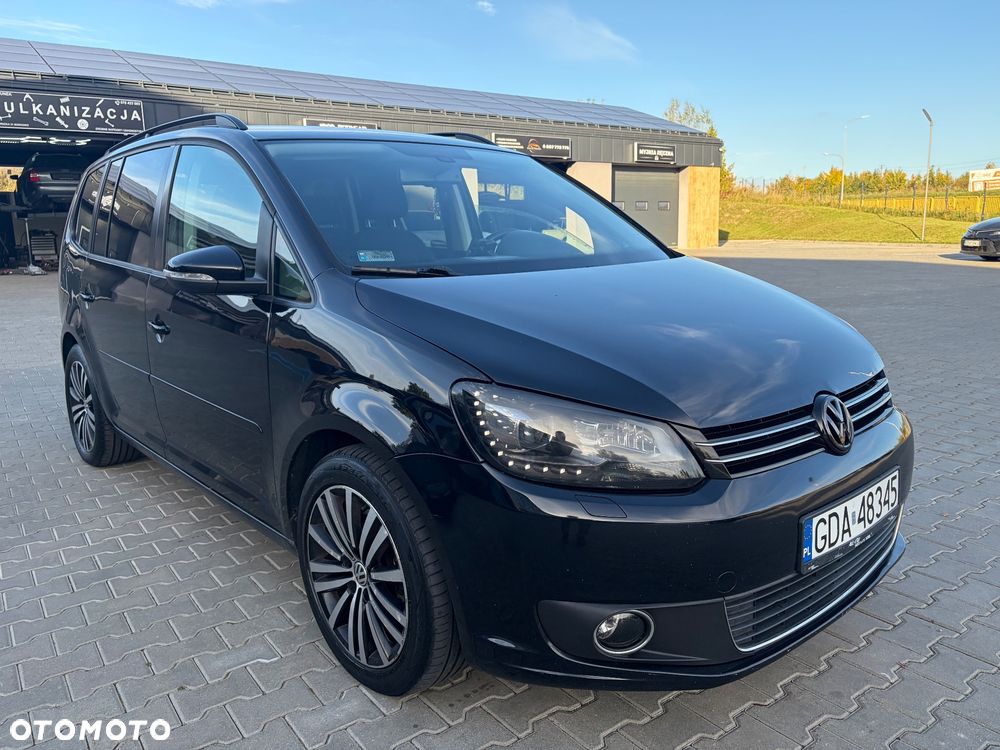 Volkswagen Touran - 15