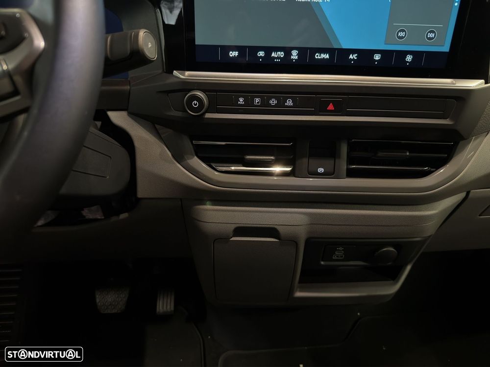 VW Caravelle 83 kWh Life - 17