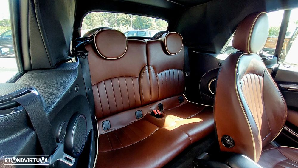 MINI Cabrio Cooper S - 8