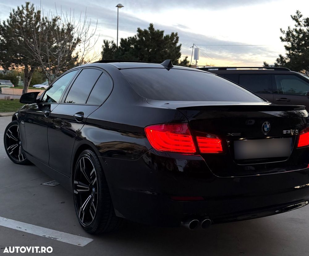 BMW Seria 5 530d xDrive - 4