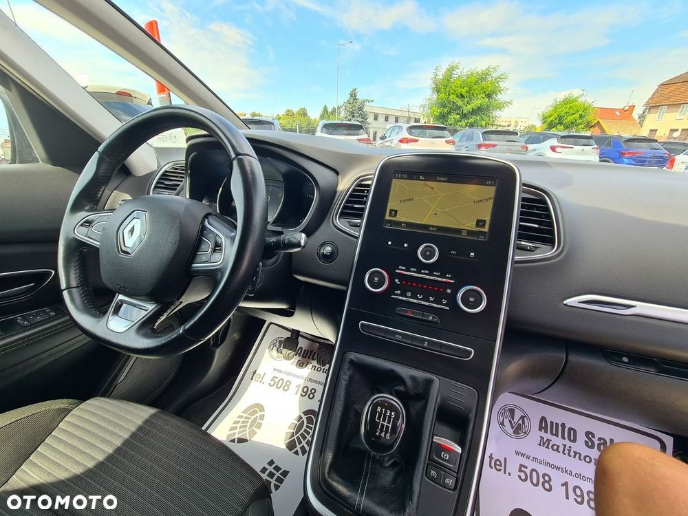 Renault Scenic 1.5 dCi Life - 24
