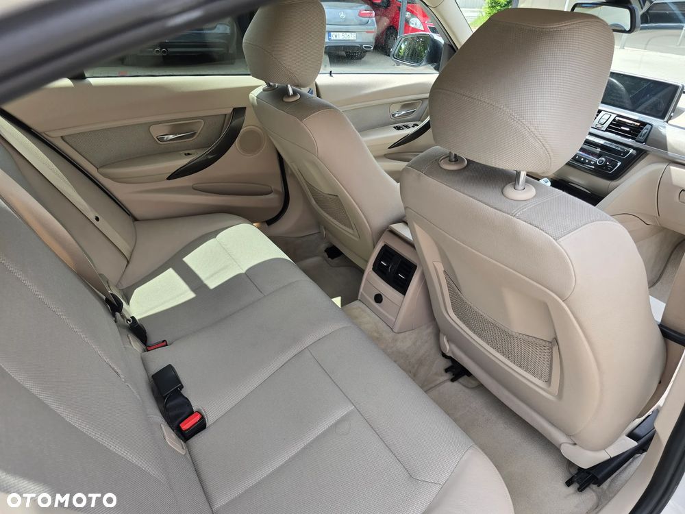 BMW Seria 3 - 10