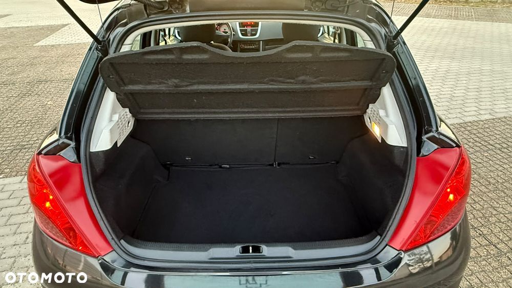 Peugeot 207 75 Urban Move - 14