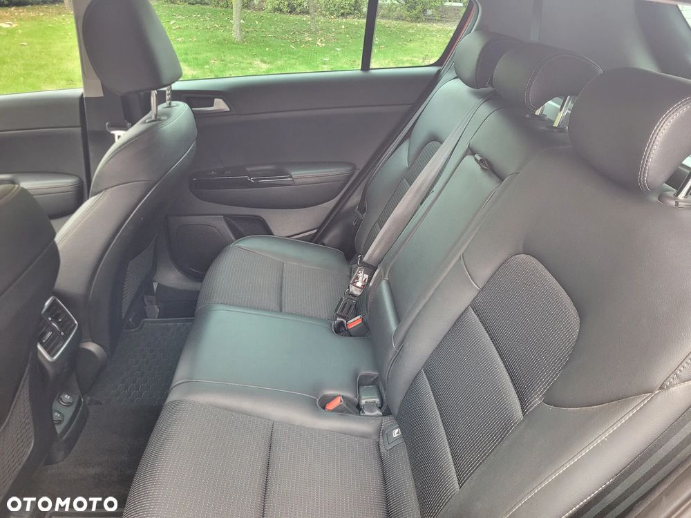 Kia Sportage 1.6 CRDI L Business Line Plus 4WD DCT - 6