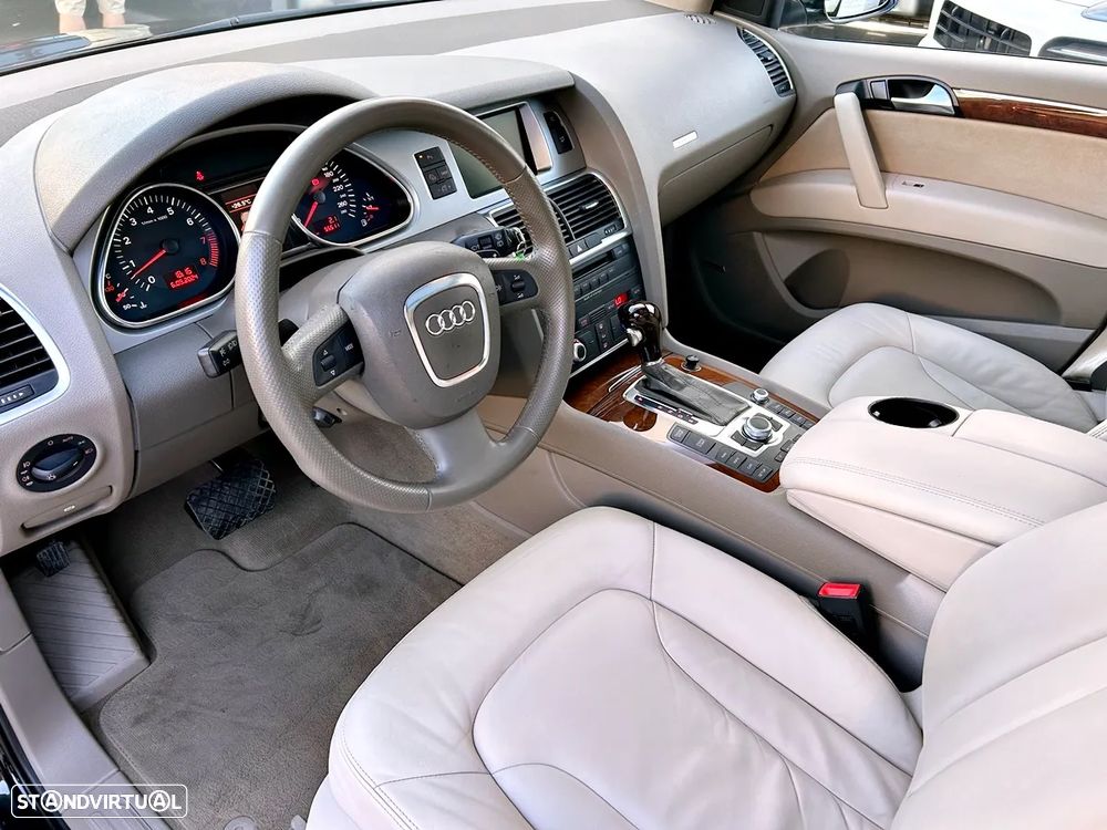 Audi Q7 4.2 V8 FSi quattro S-line Tiptronic - 24