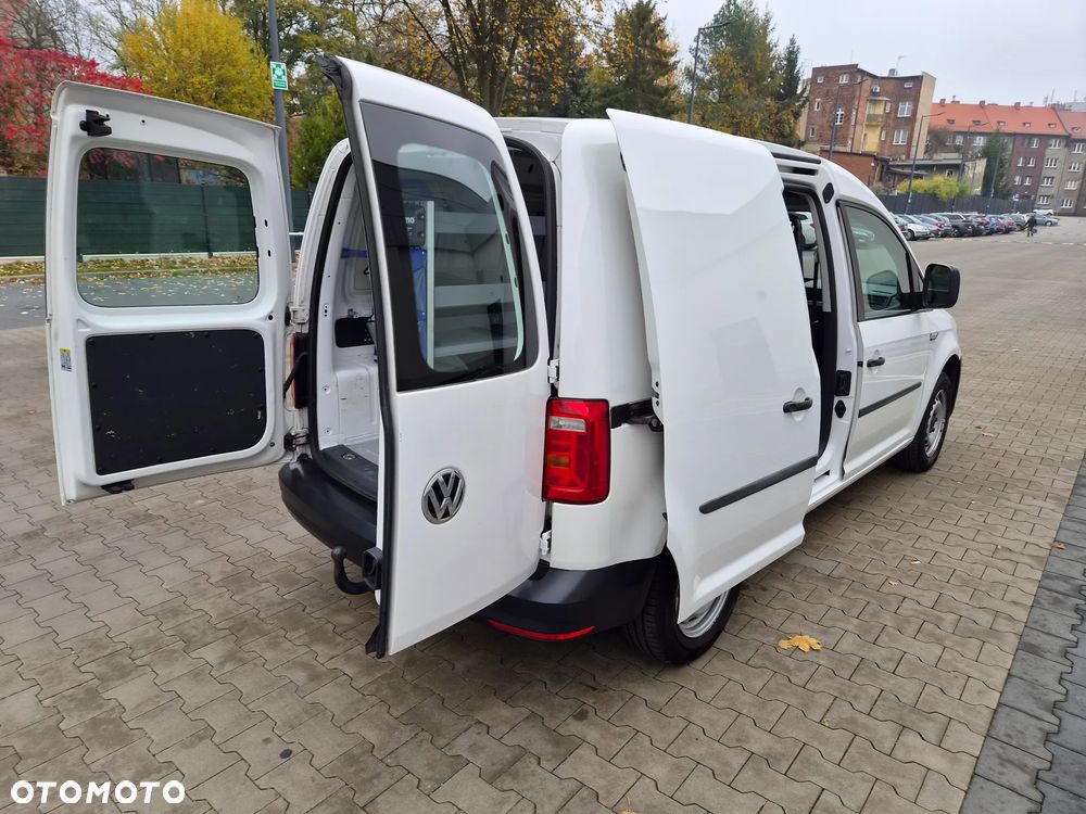 Volkswagen Caddy - 9