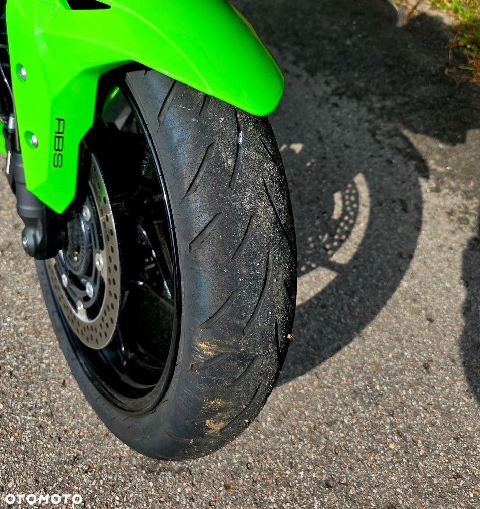 Kawasaki ZX - 18