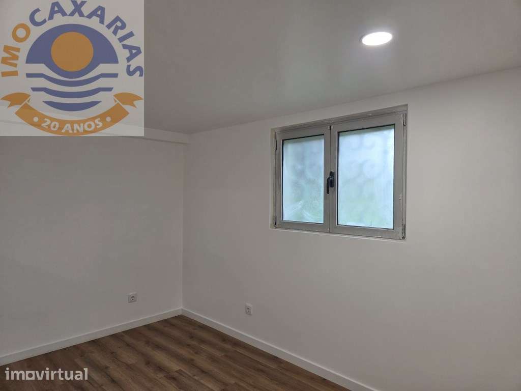 APARTAMENTO T2 ARRENDAMENTO - CAXARIAS - Grande imagem: 3/9