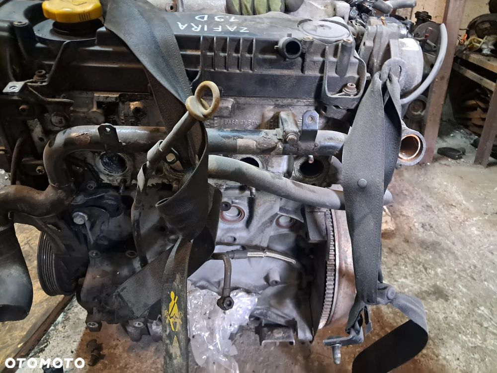 Opel Zafira B 1.9 CDTI Silnik słupek FGP 90509 - 4