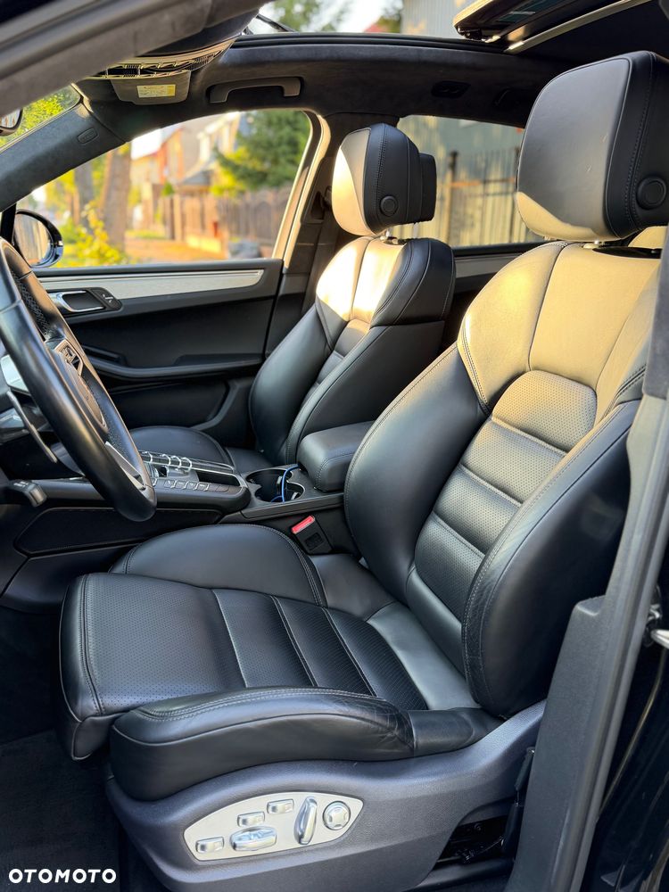 Porsche Macan - 6