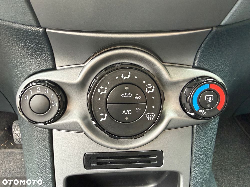 Ford Fiesta 1.25 Viva - 16