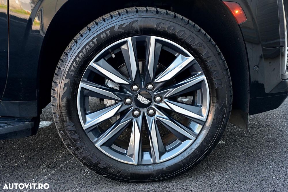 Cadillac Escalade 6.2 V8 AWD AT Platinum - 34