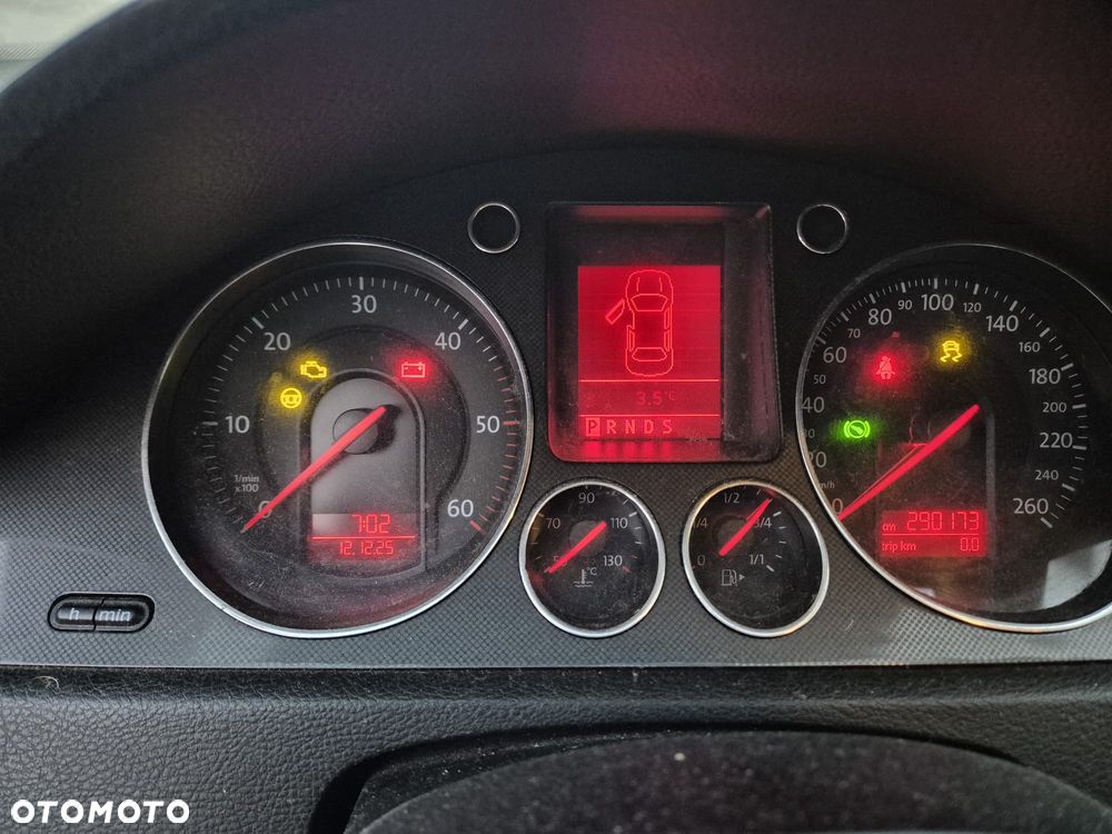 Volkswagen Passat 2.0 TDI Comfortline DSG - 5