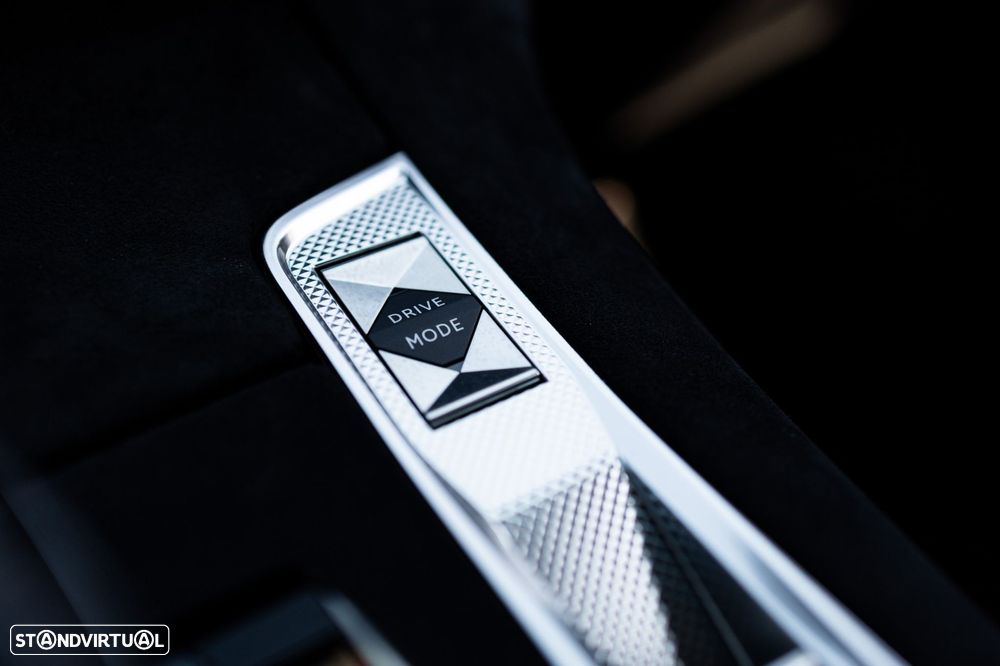 DS DS7 Crossback E-Tense Performance Line EAT8 - 35