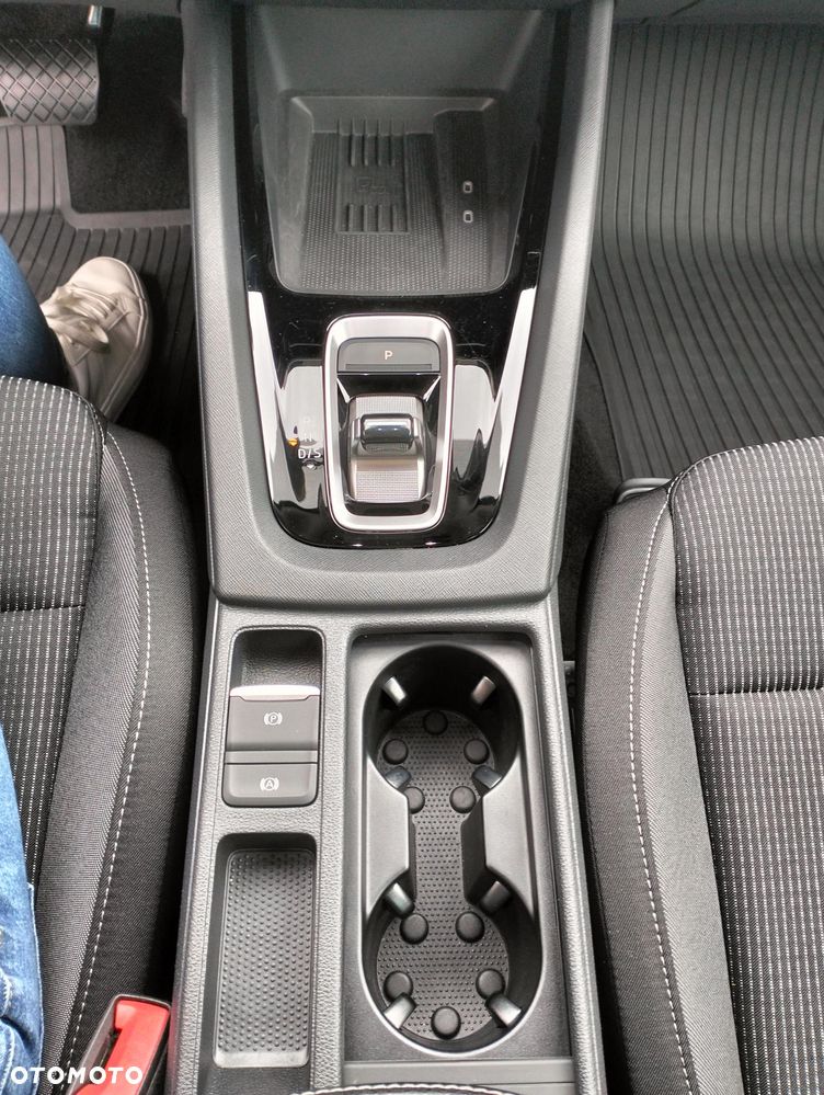 Skoda Octavia 1.5 TSI mHEV Selection DSG - 30