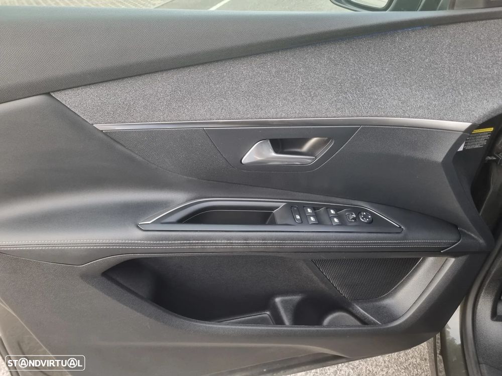 Peugeot 3008 1.5 BlueHDi Allure - 33