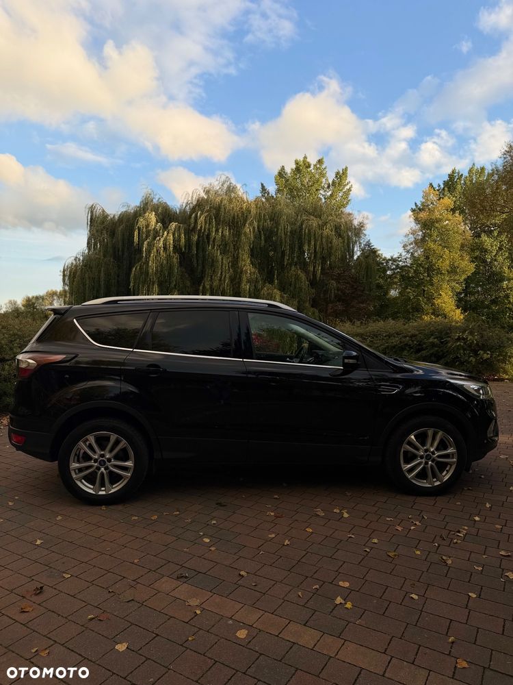 Ford Kuga - 16