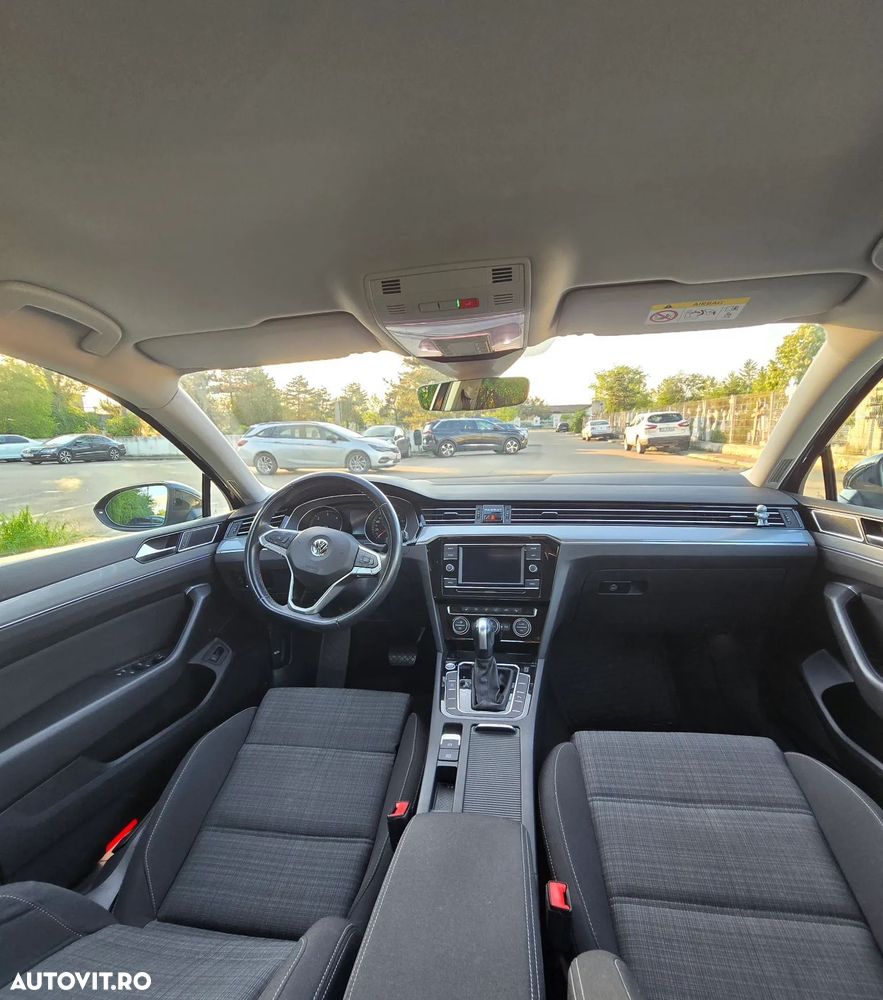 Volkswagen Passat 2.0 TDI DSG Comfortline - 18