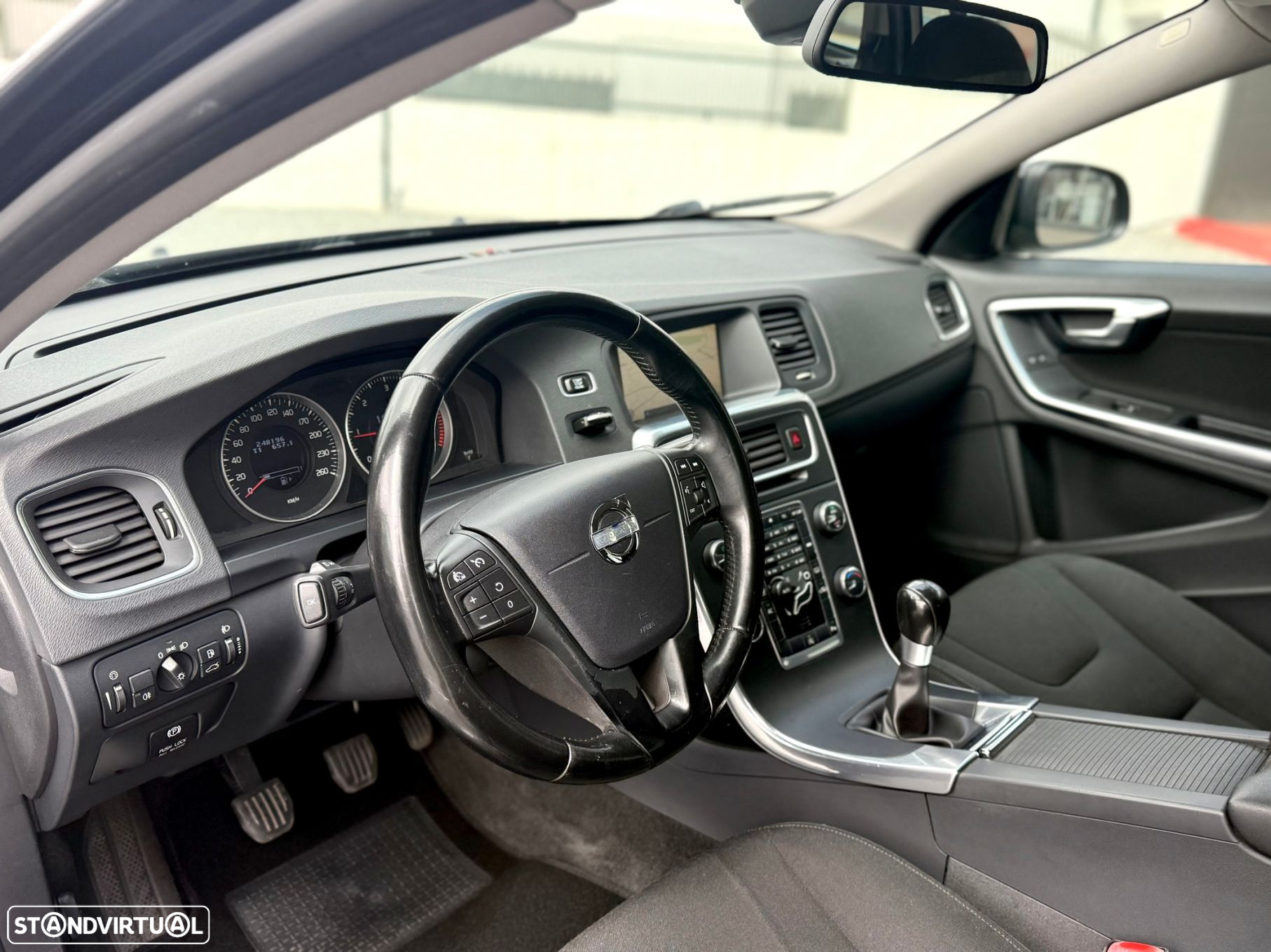 Volvo V60 1.6 D2 Drive Kinetic Start/Stop - 5