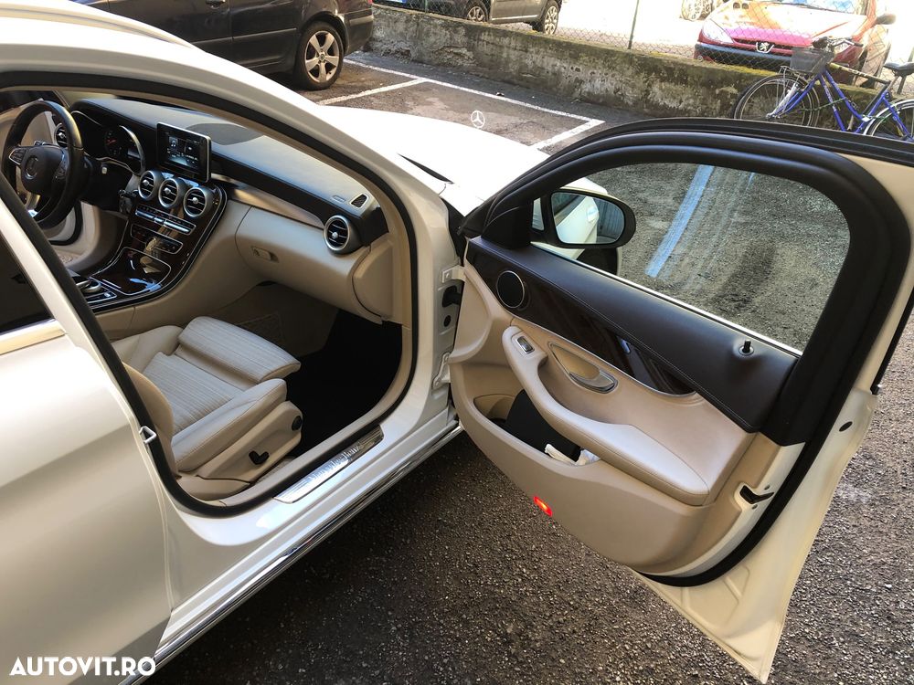 Mercedes-Benz C - 7