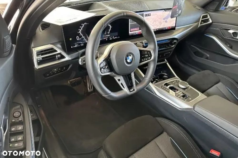 BMW Seria 3 318i M Sport - 12