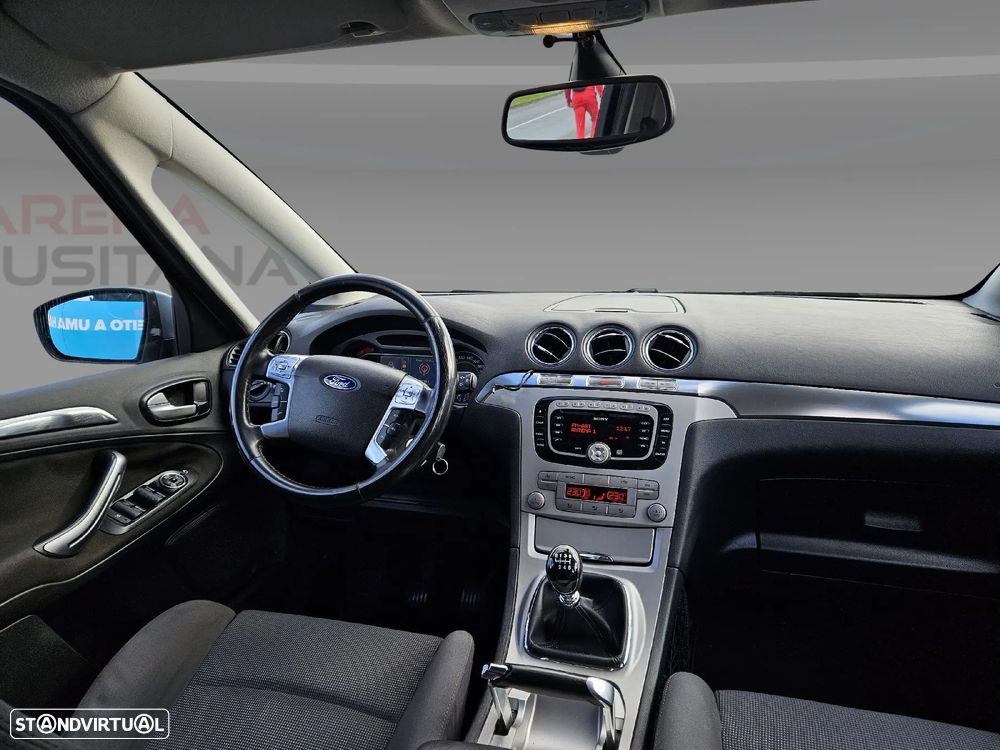 Ford S-Max 1.8 TDCi Titanium 7L - 24