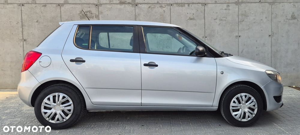 Skoda Fabia - 4