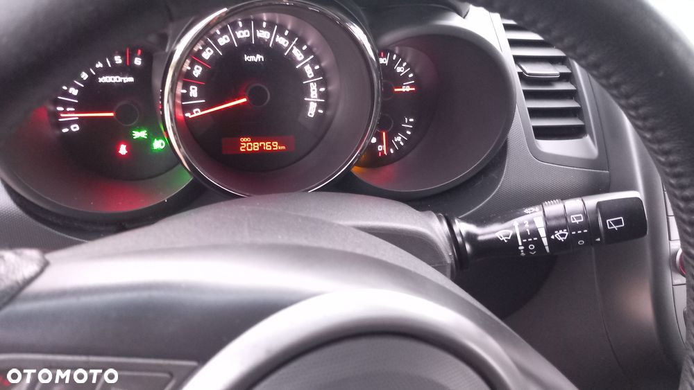 Kia Soul 1.6 CRDI White Collection - 7