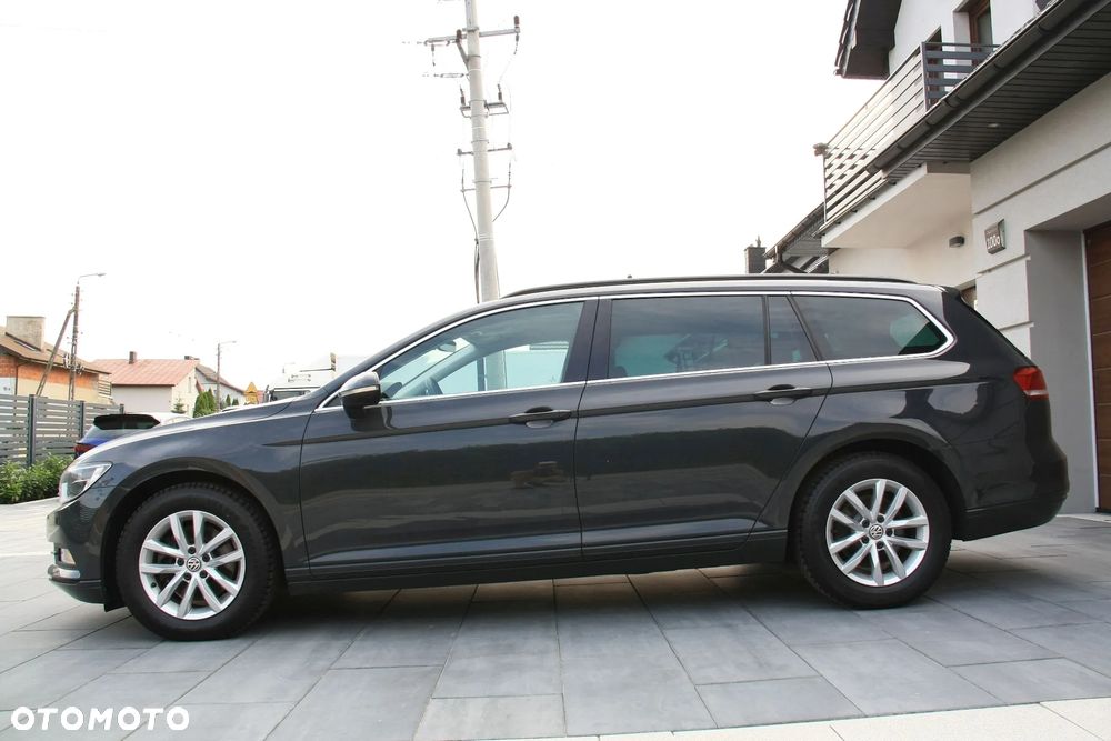 Volkswagen Passat 2.0 TDI BMT Comfortline - 12