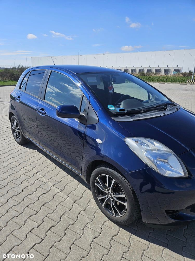 Toyota Yaris - 6