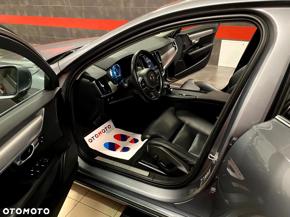 Volvo S90 D3 Momentum - 19
