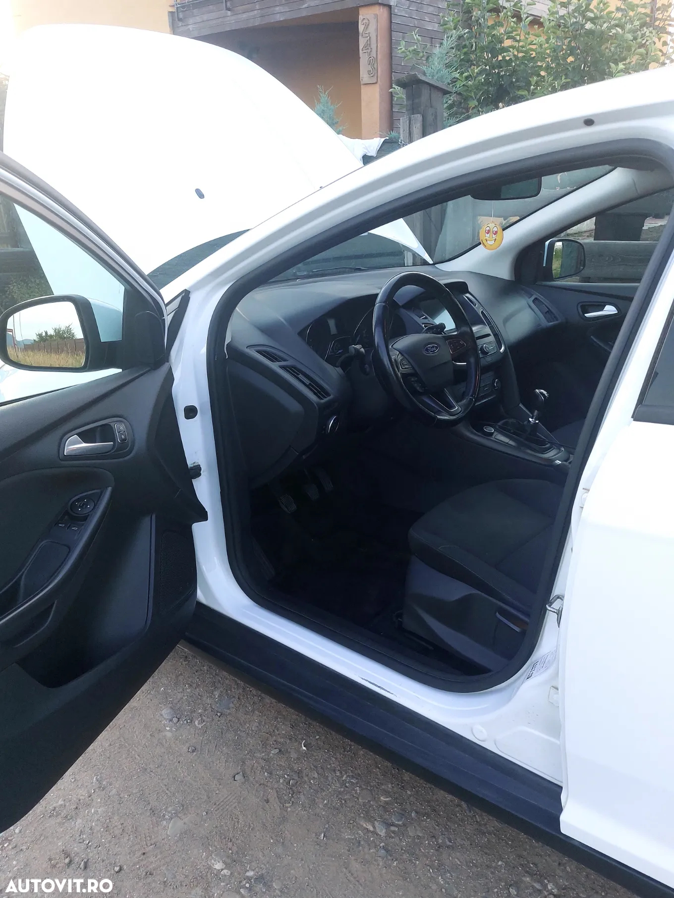 Ford Focus - 11