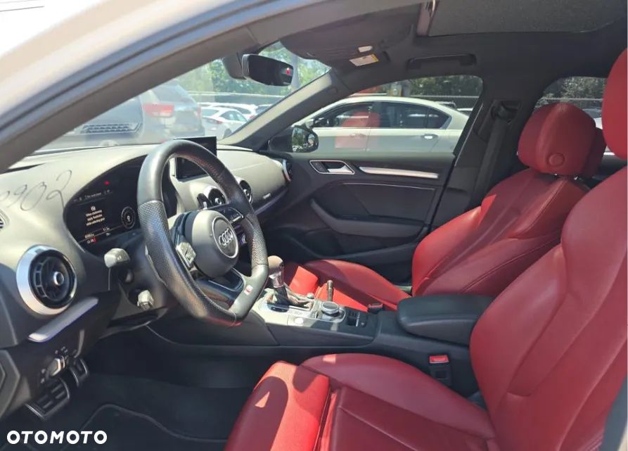 Audi S3 S tronic - 7