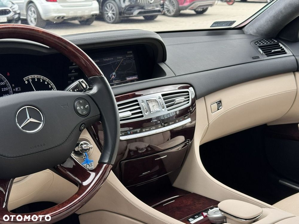Mercedes-Benz CL 500 4Matic 7G-TRONIC - 23
