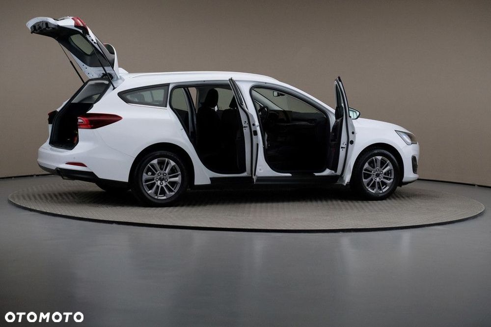 Ford Focus 1.0 EcoBoost Titanium - 6