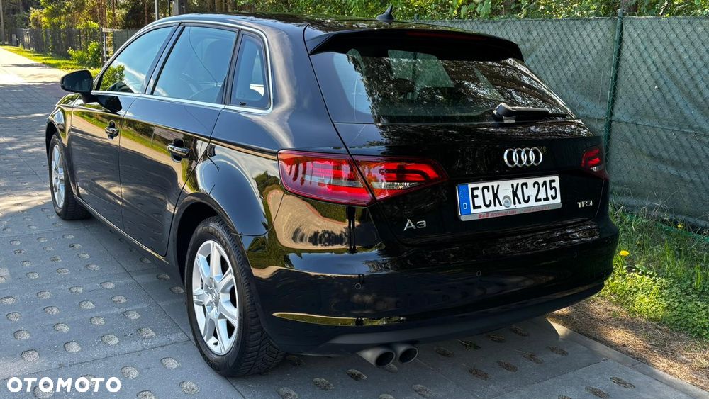 Audi A3 Sportback - 11