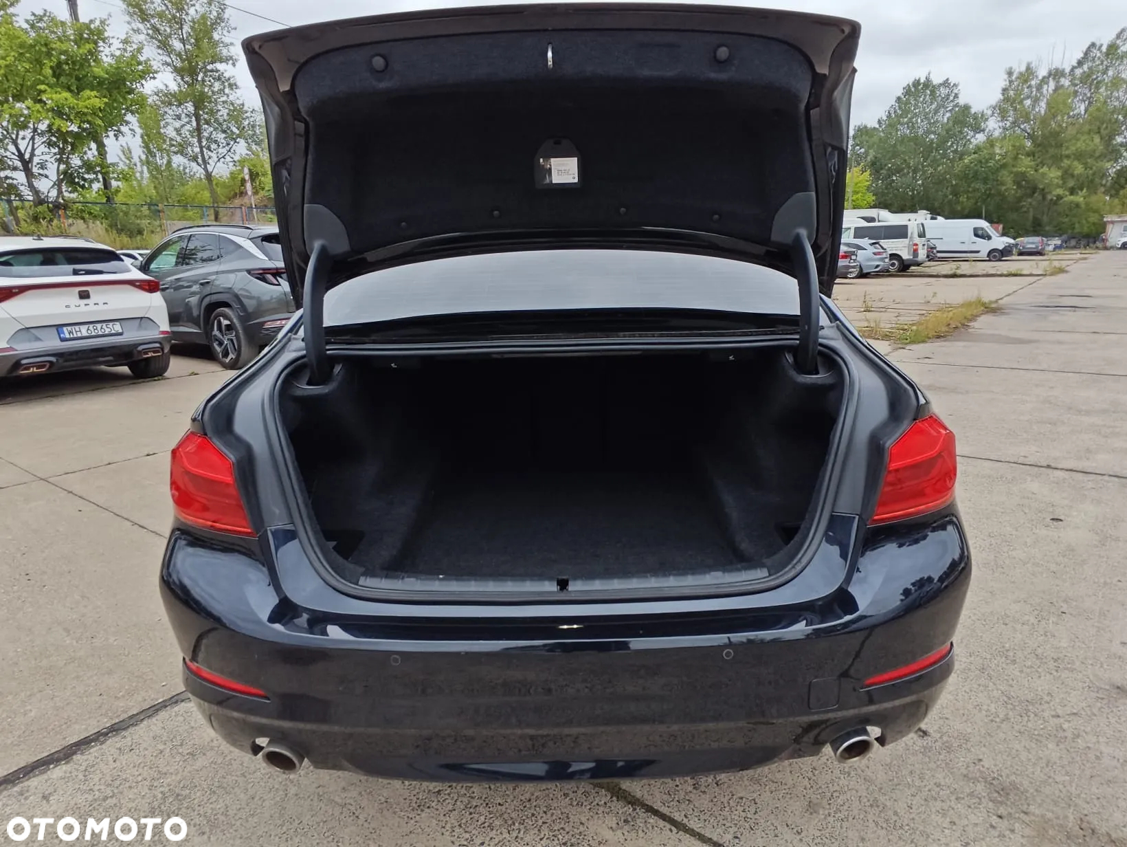BMW Seria 5 530i GPF xDrive Luxury Line - 35