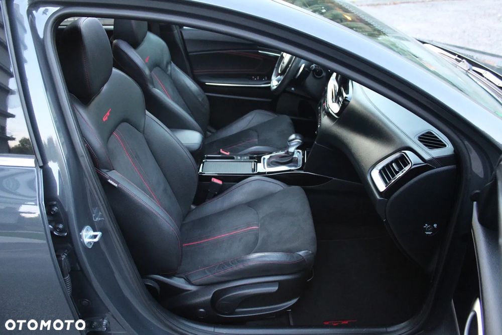 Kia ProCeed 1.6 T-GDI GT DCT - 18