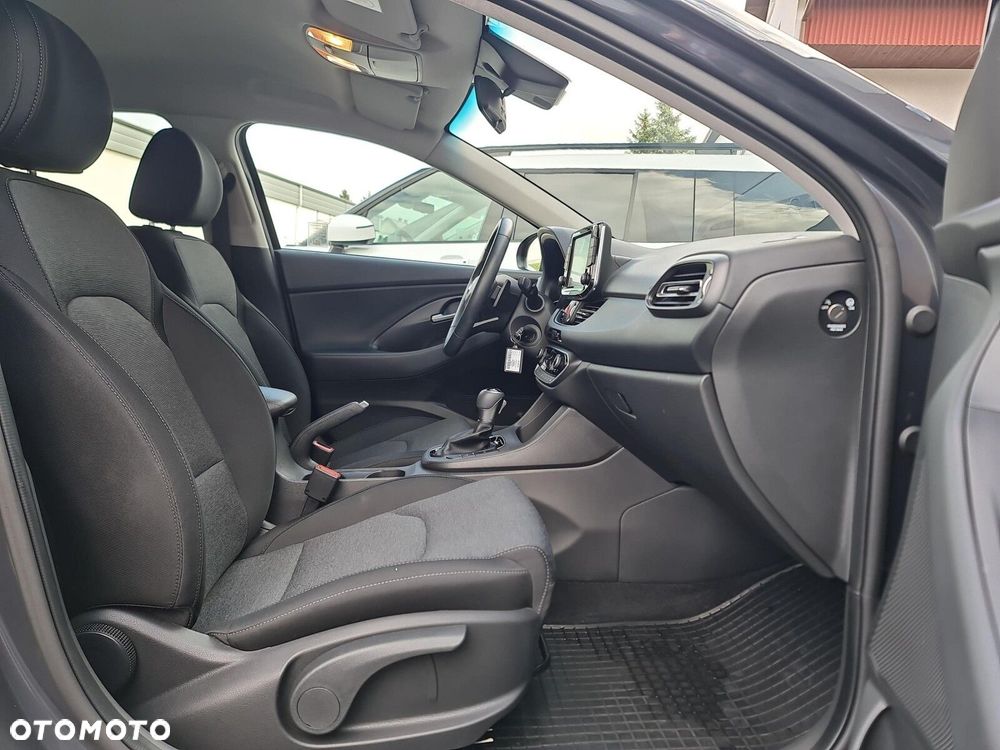 Hyundai i30 1.0 T-GDI Smart DCT - 25