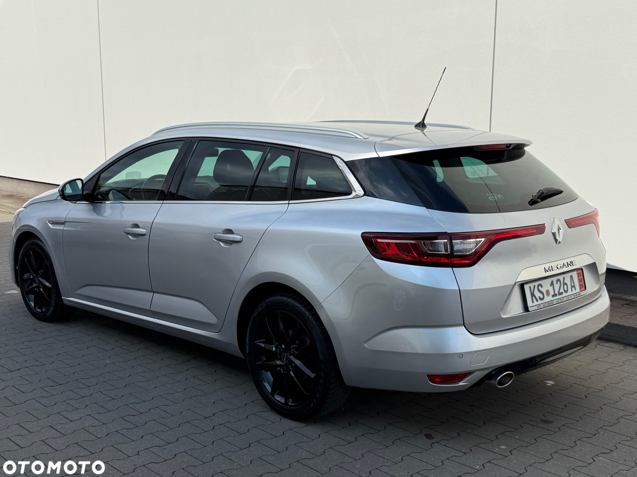 Renault Megane 1.5 dCi Bose EDC - 13