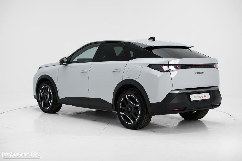 Peugeot E-3008 73 kWh Allure - 4