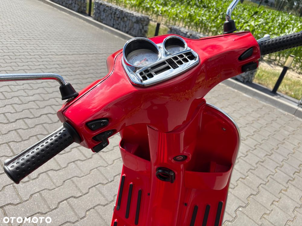 Piaggio Vespa - 13